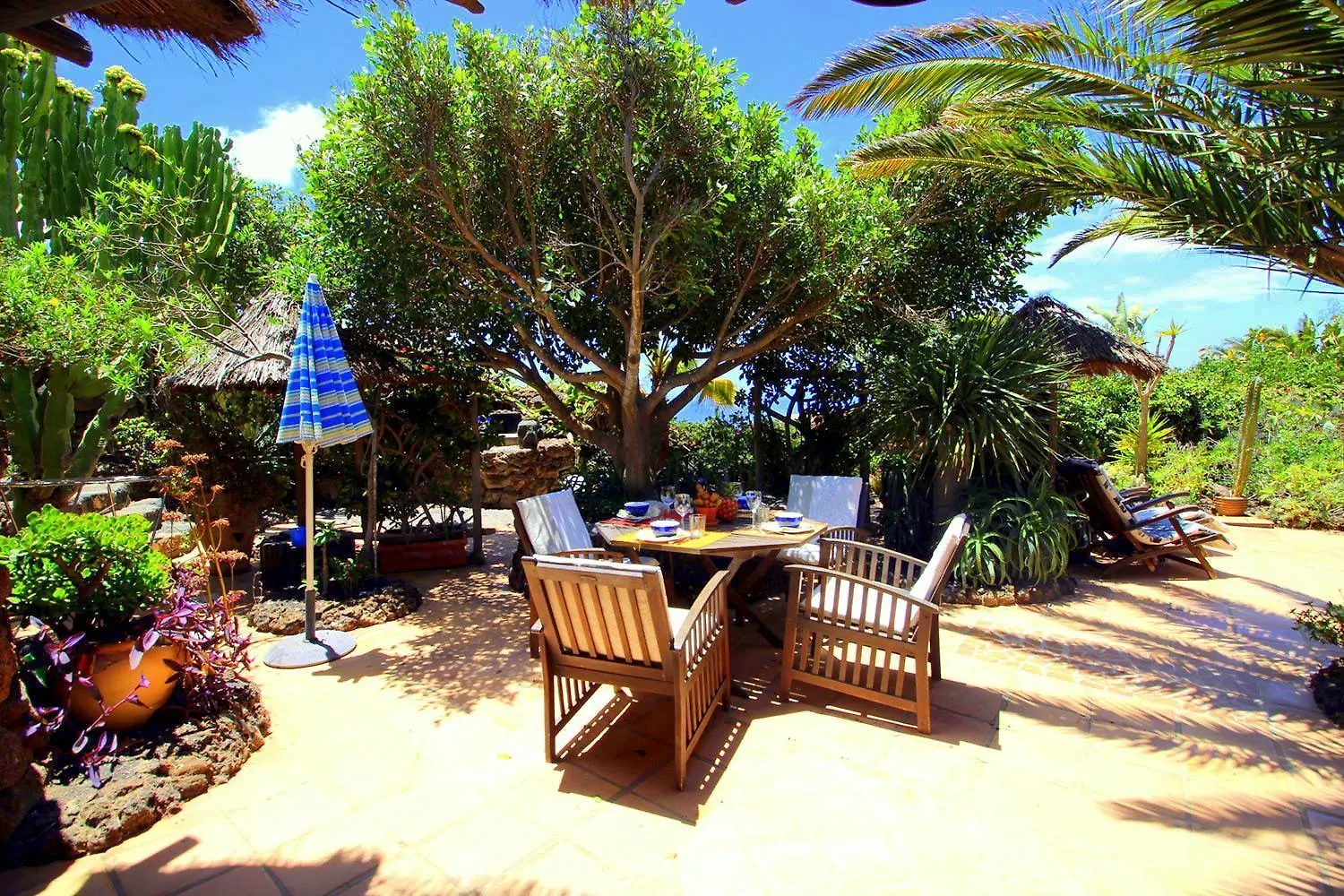 Niro - Sauna, Beheizter Pool, Billiard Tisch, Tischtennis Tias Spain